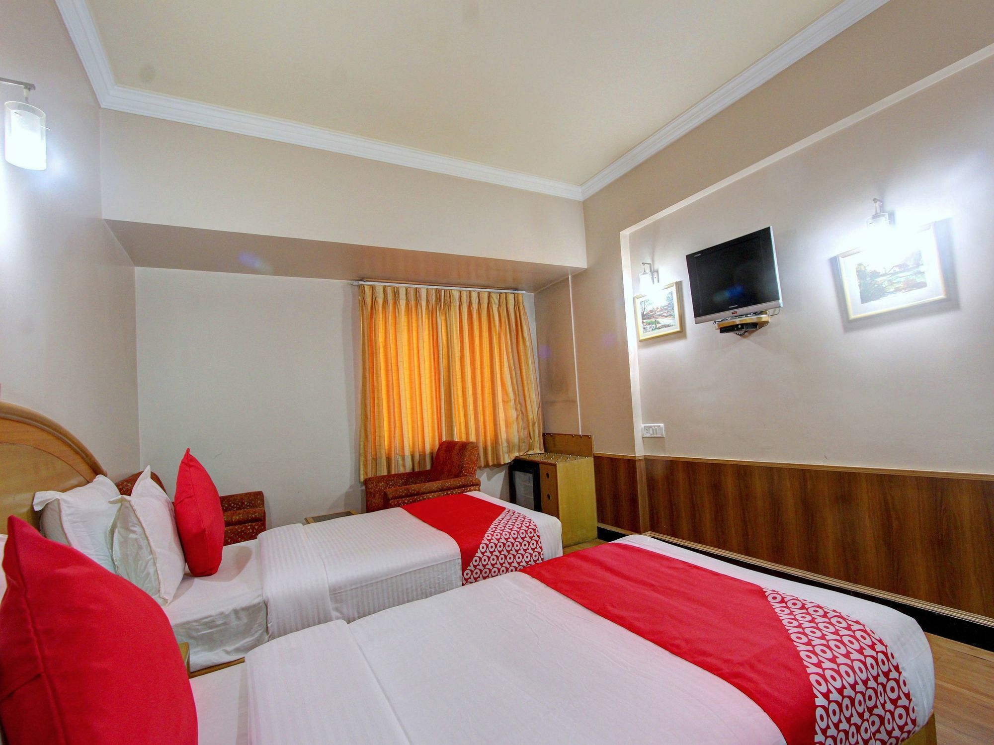 Oyo 15781 Shree Adiga Residency Hotell Bangalore Eksteriør bilde